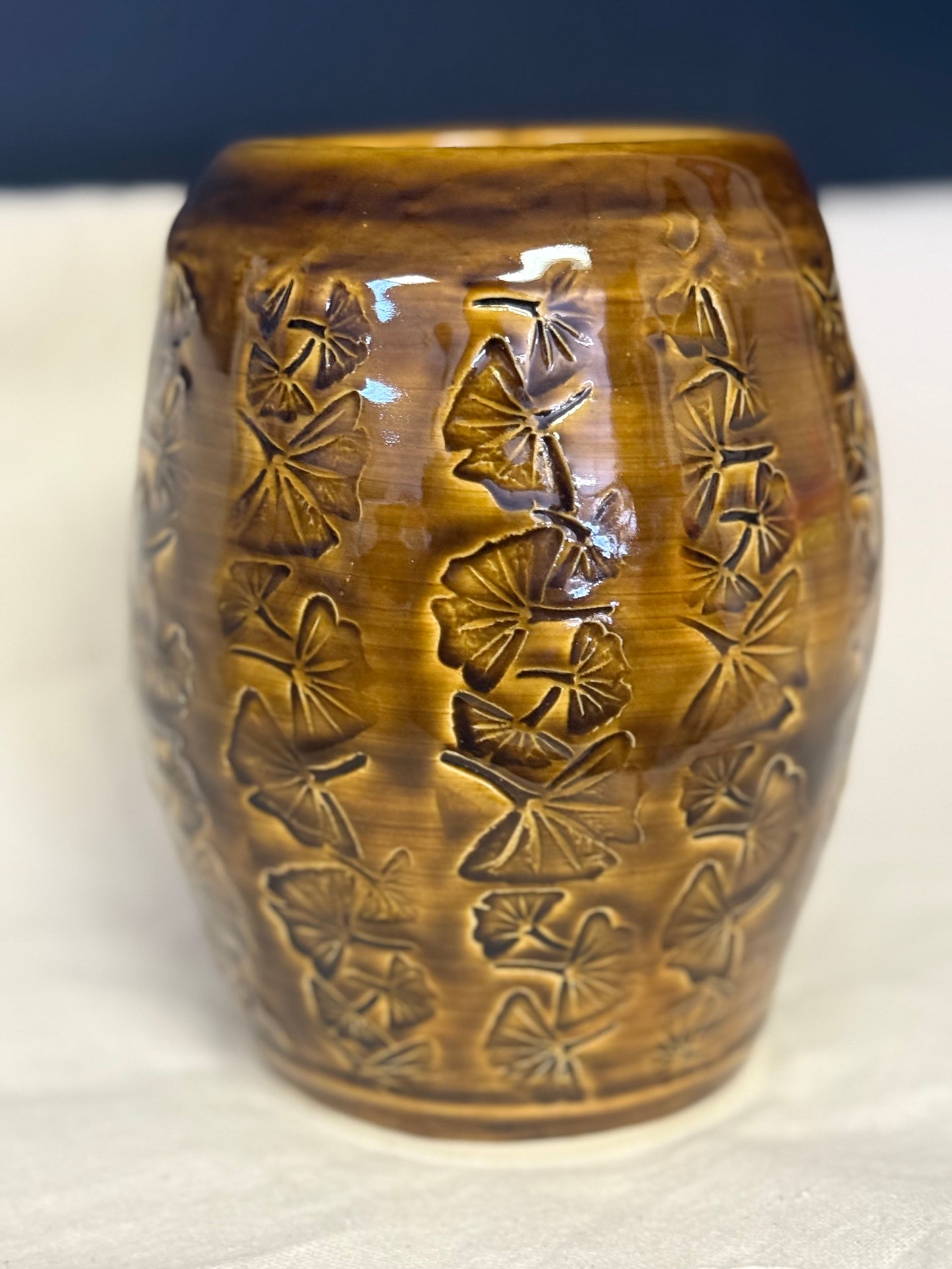 Iron Glaze Ginko Vase