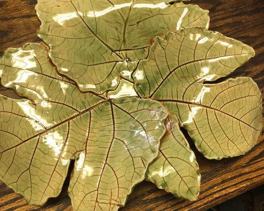 Large leaf bowl