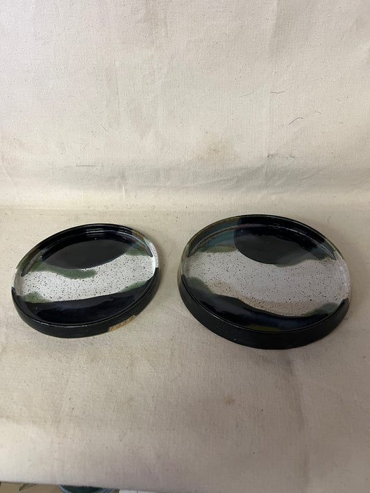 White Black Plate Set